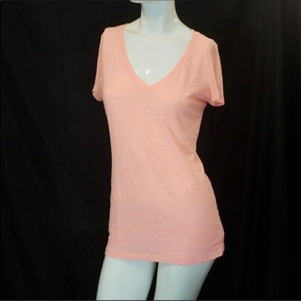 aeo v neck tee